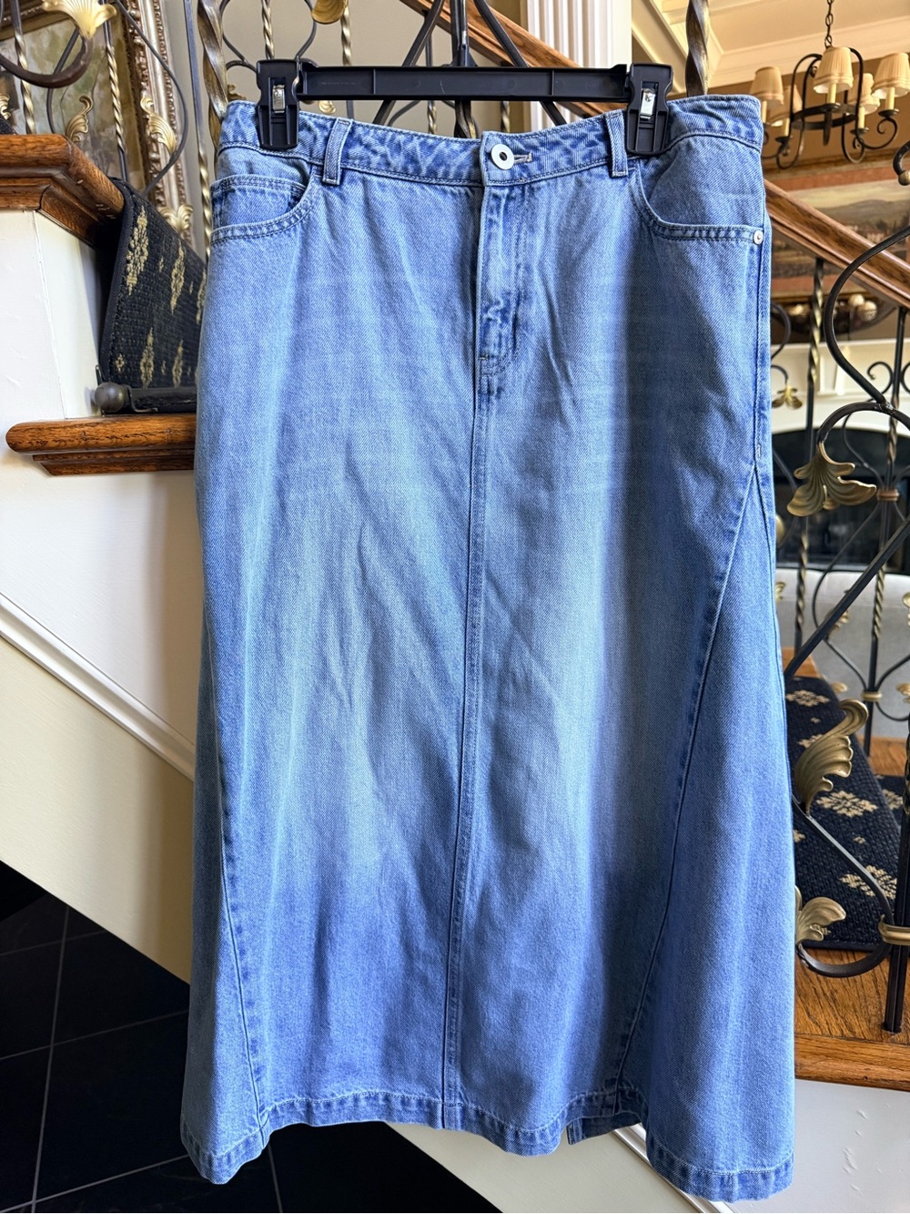 J.Jill NWT Reefwash Denim Skirt. Size 6 Soft Denim. Pockets